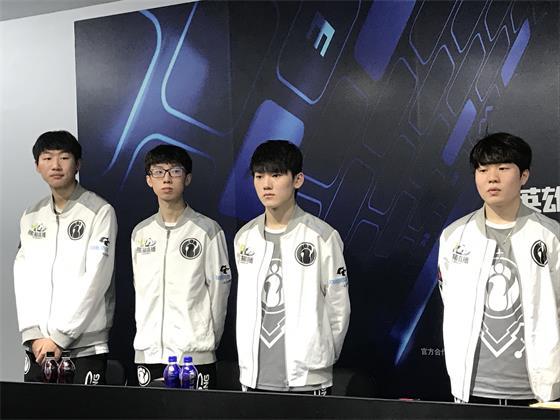 保罗乔治加 保罗乔治加