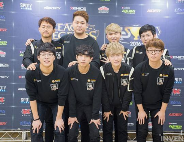 力求在世界 力求在世界