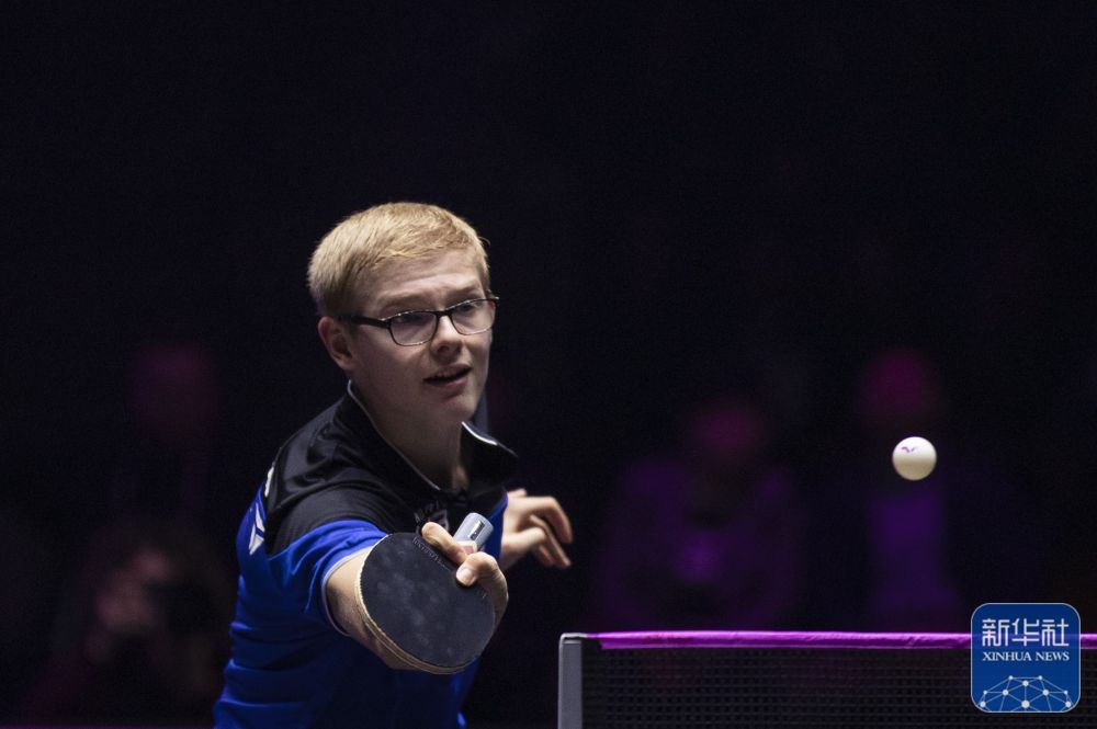 冯潇霆和赵 冯潇霆和赵