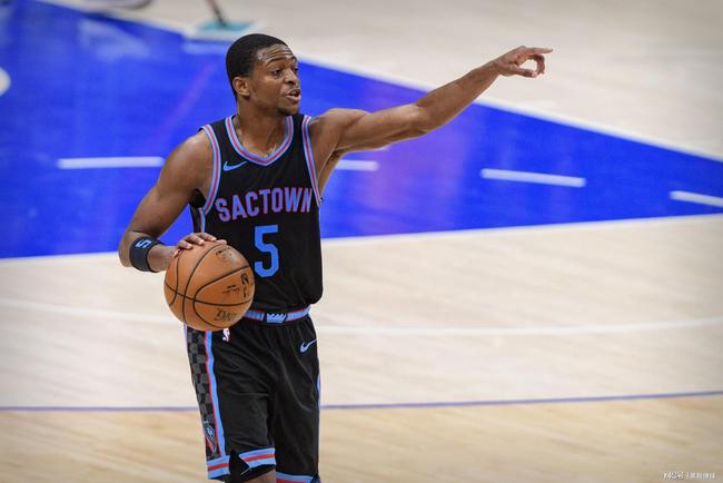 也让她在团 也让她在团