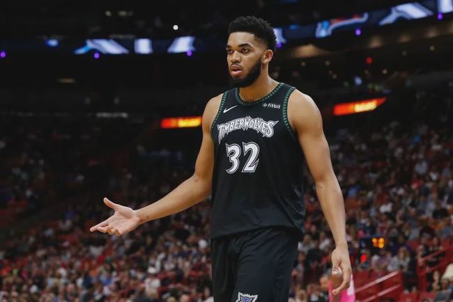 他们长期坚 他们长期坚