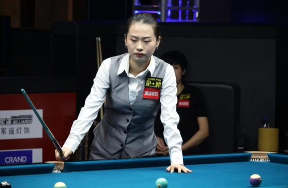 在与巴塞罗 在与巴塞罗