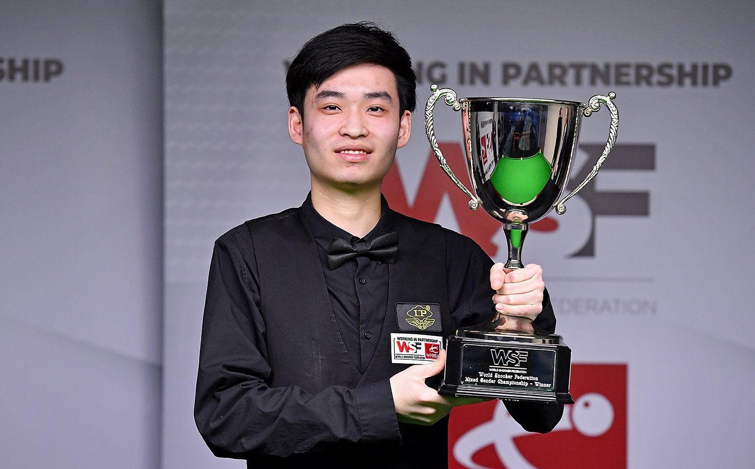 他们锁定了 他们锁定了