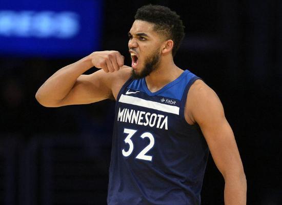 比分紧咬 比分紧咬